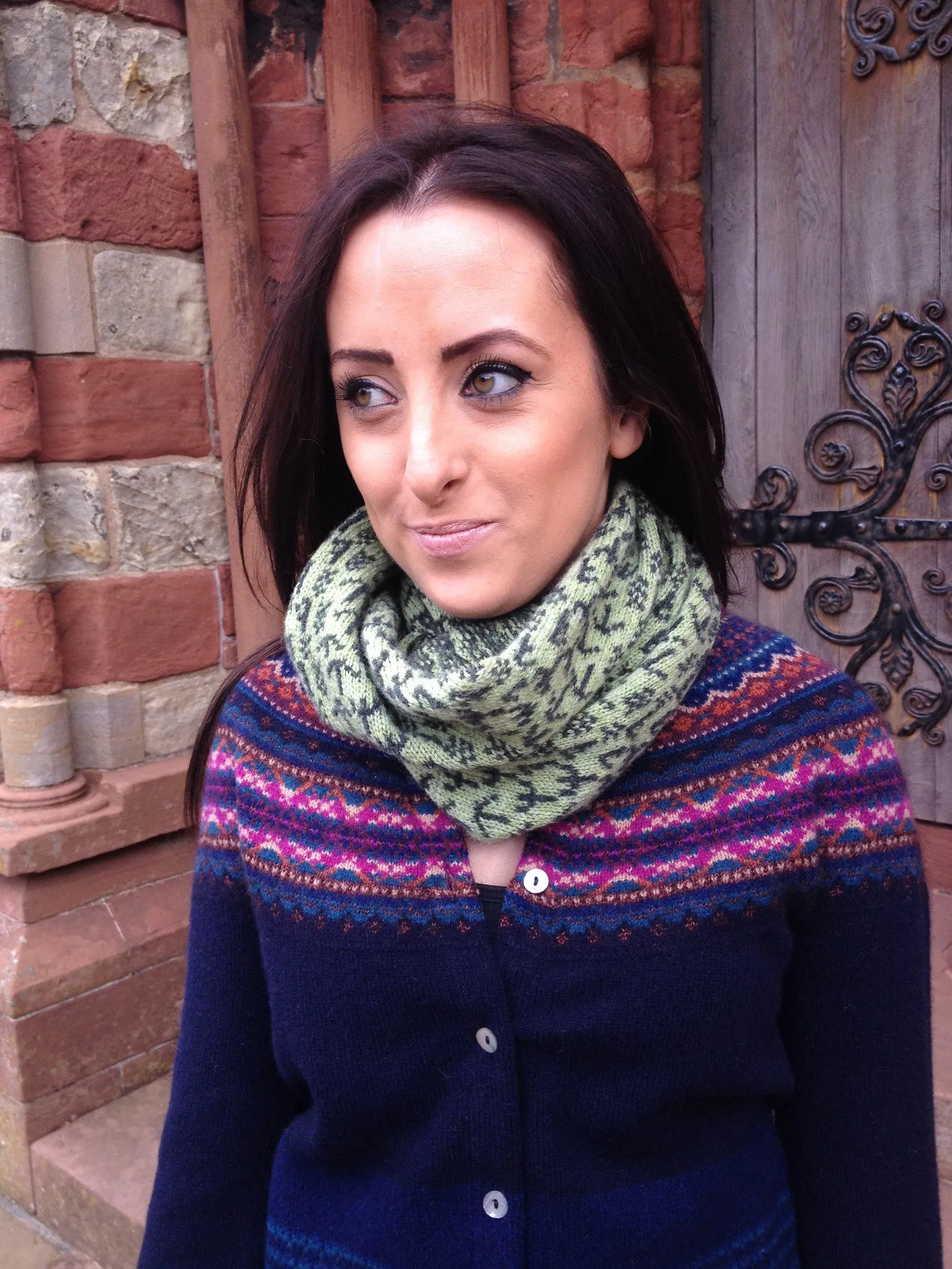 Annie Glue Two Colour Green Runic Snood