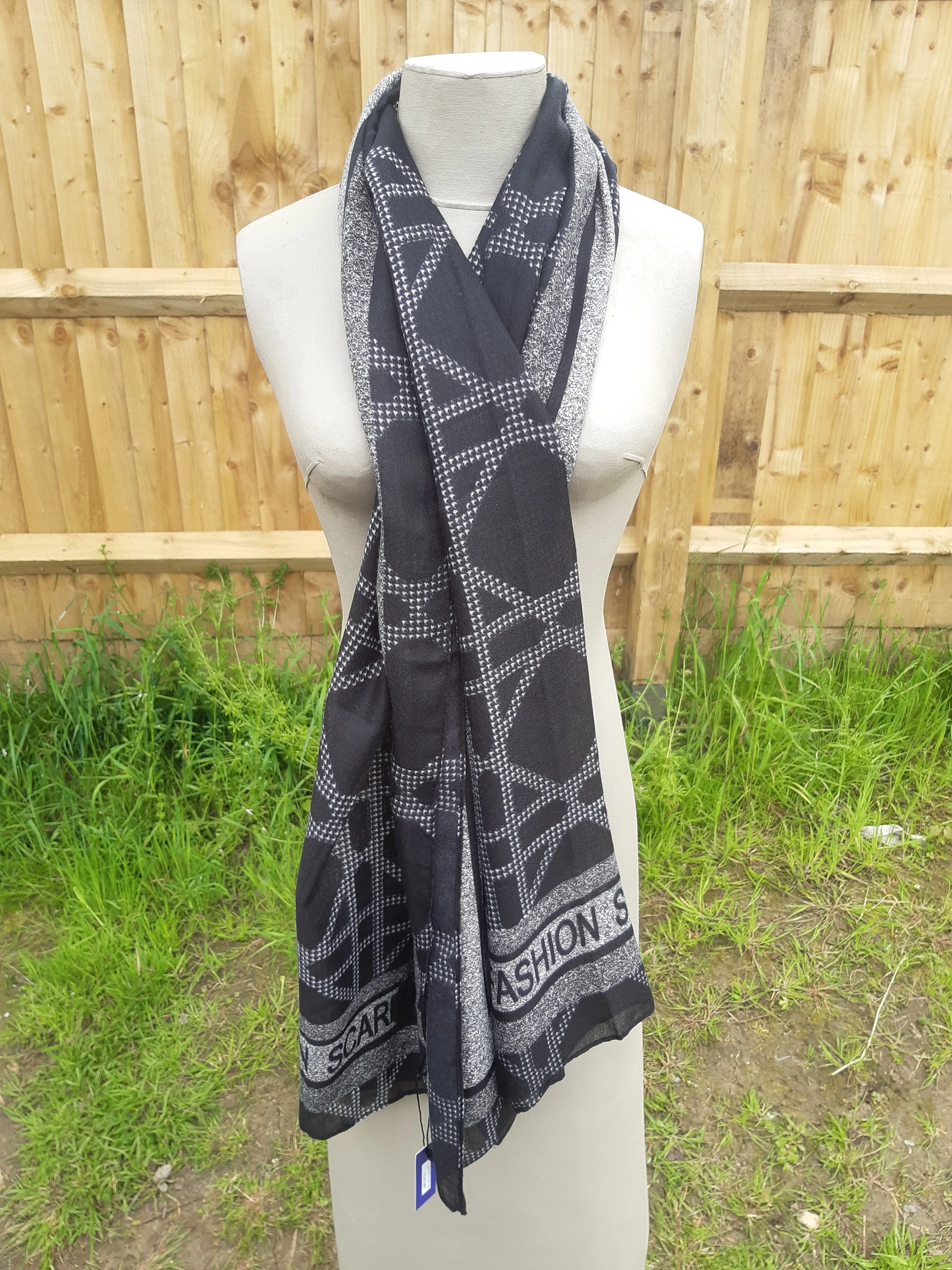 Lightweight Ladies Scarf  SS08