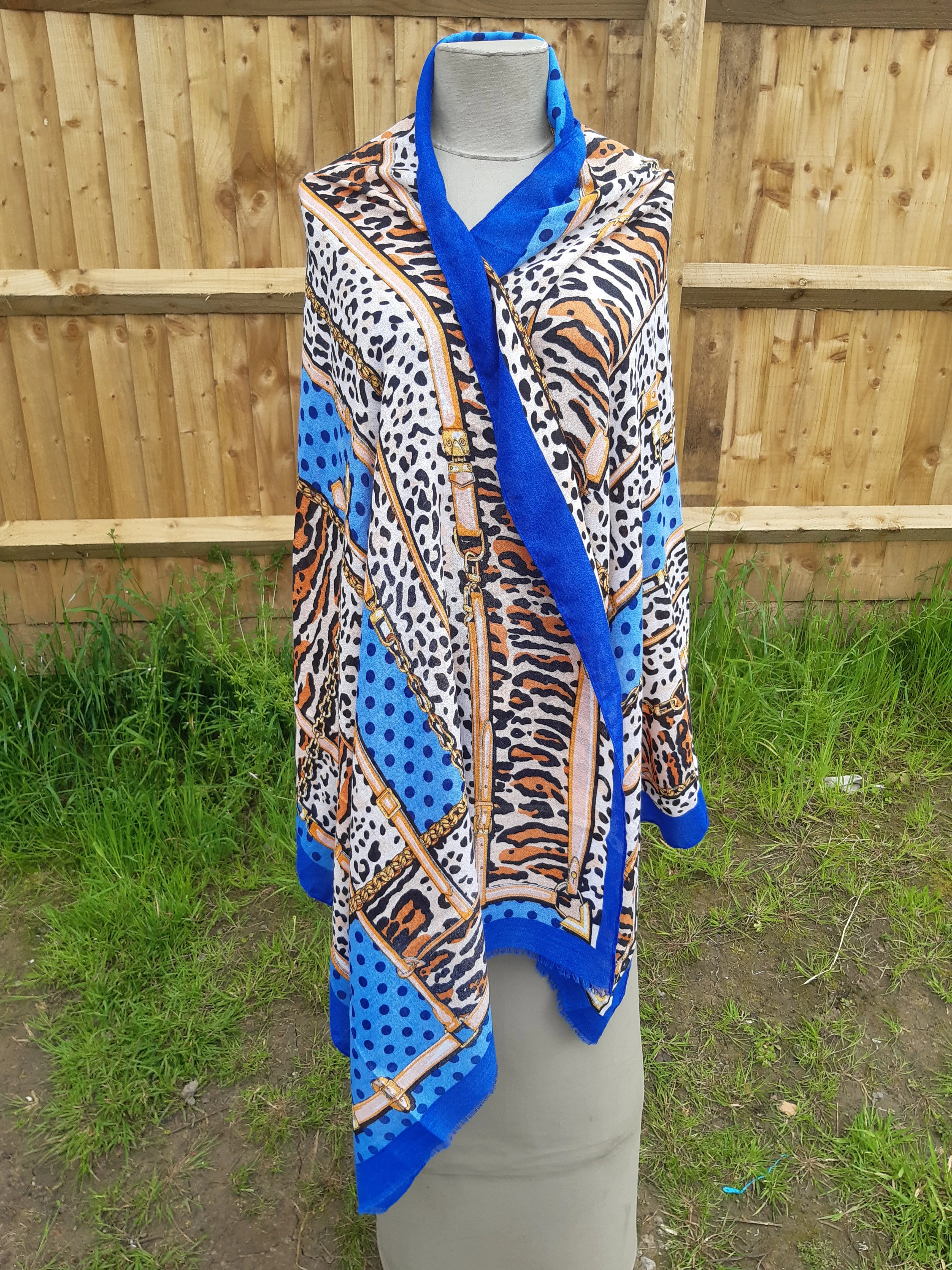 Lightweight Ladies Scarf  SS12