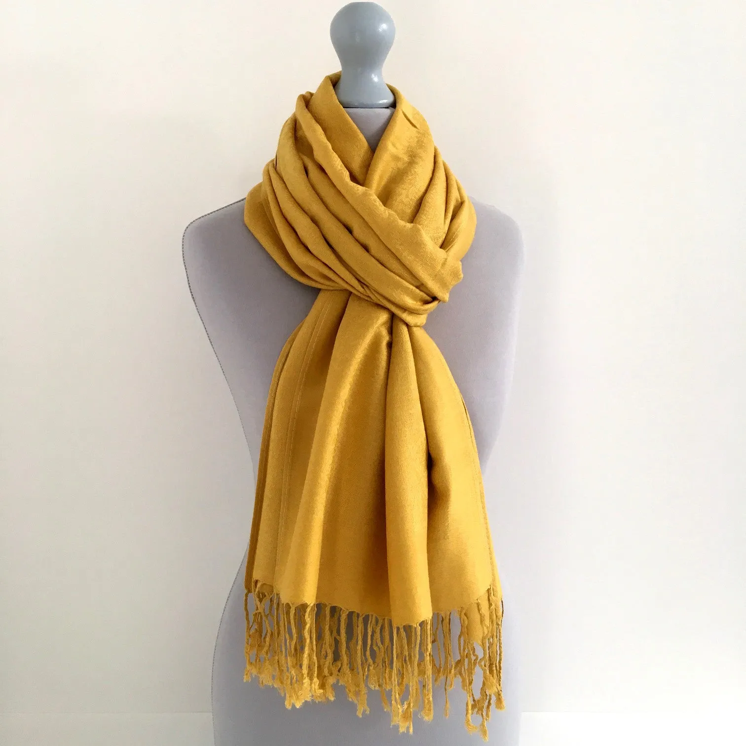 MUSTARD YELLOW PAISLEY PRINT REVERSIBLE PASHMINA SHAWL SCARF