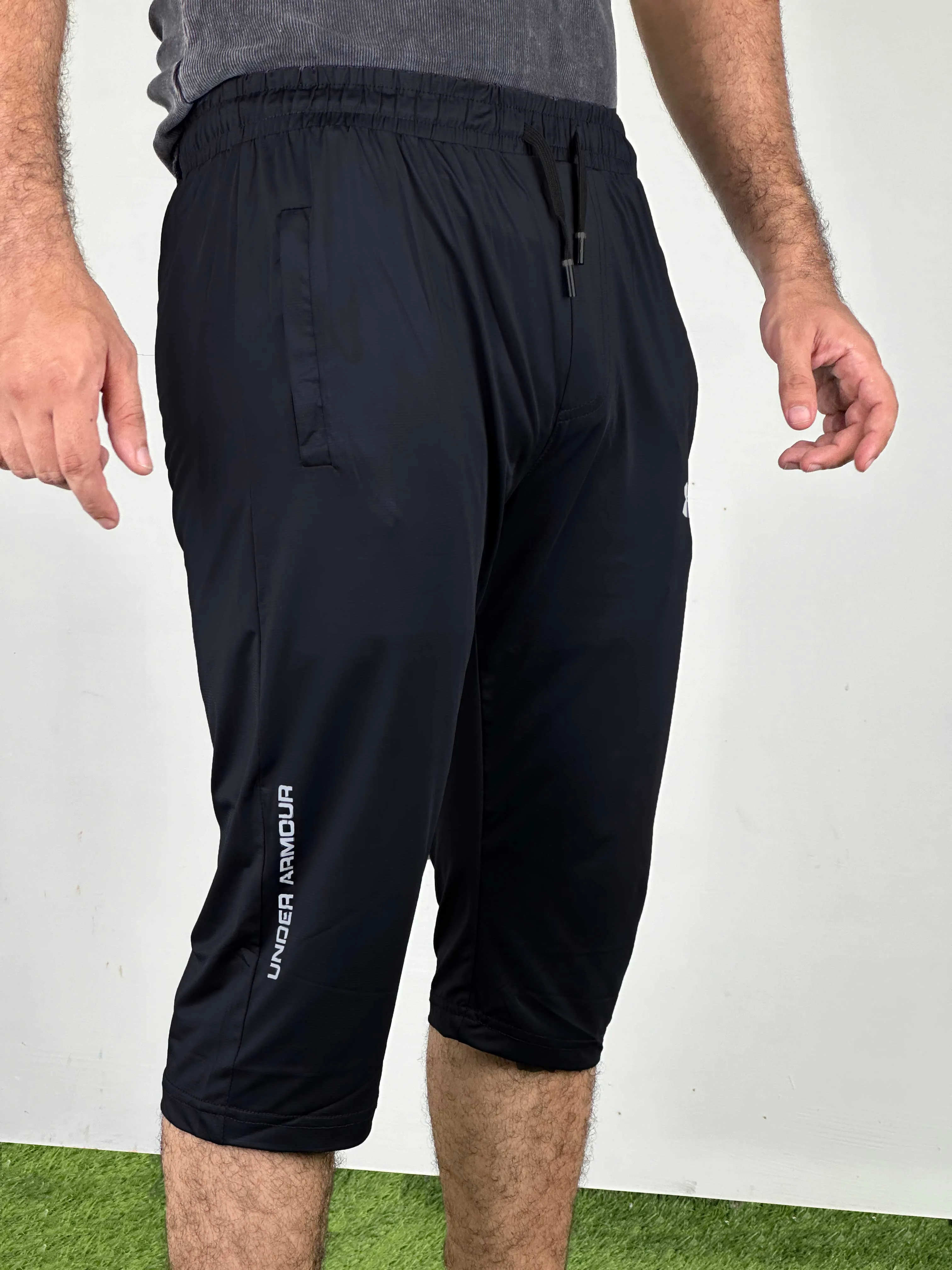 UNDR ARMR 3-QTR SHORTS - 0424064